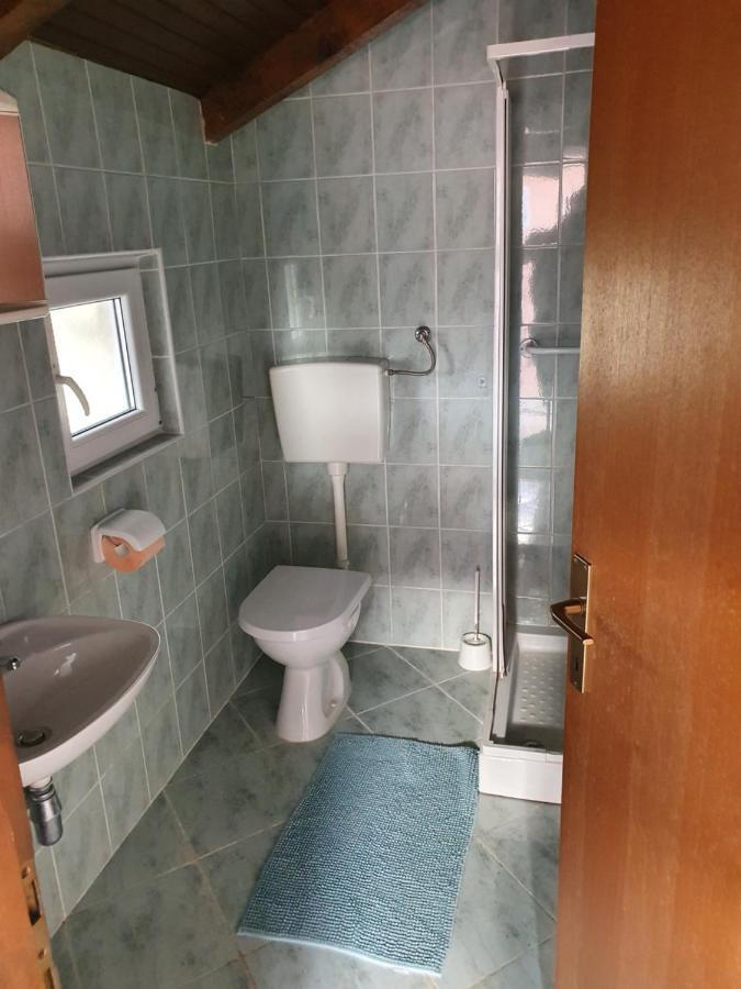 Apartmani Lovro Ogulin Exterior photo